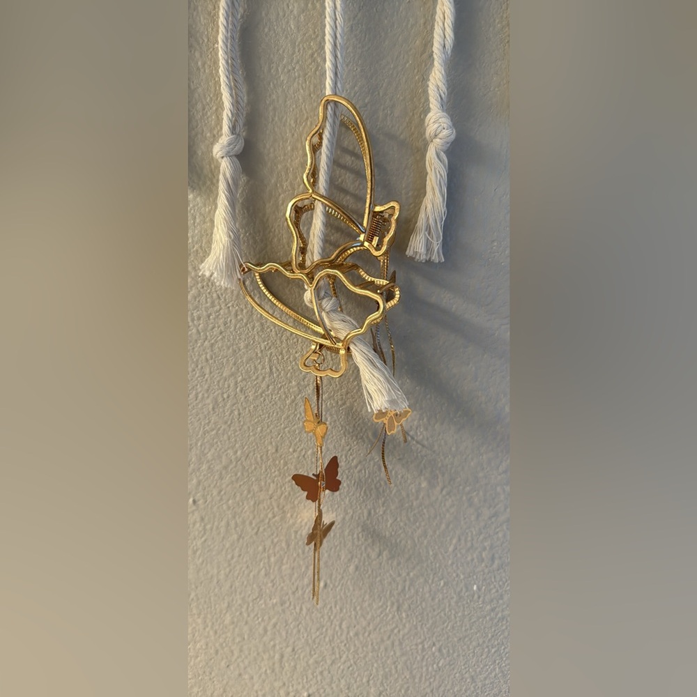 TWO GOLD Butterfly 🦋🦋 hair clips